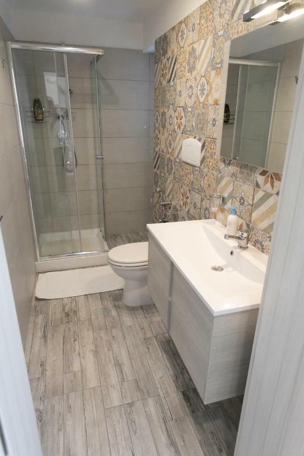 Edysio Mare Hotel Кустоначи Екстериор снимка
